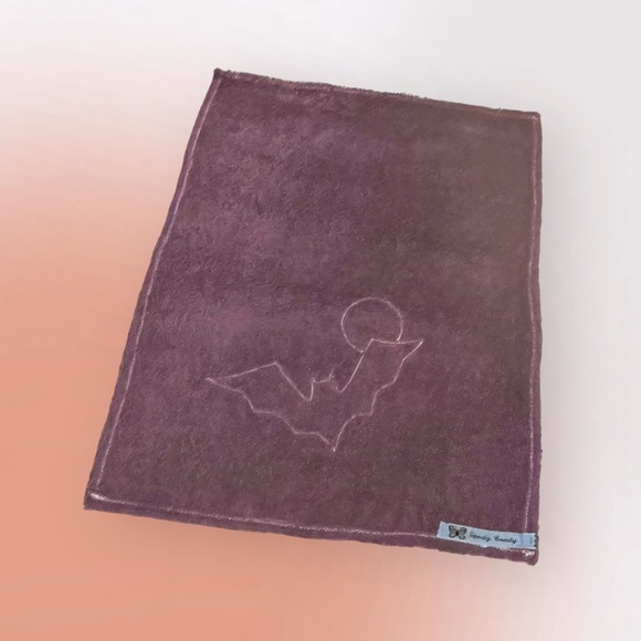 Lot/2 𝑯𝒂𝒏𝒅𝒎𝒂𝒅𝒆 Halloween Hand Towels - Picture 8 of 13